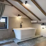 Casa Evina